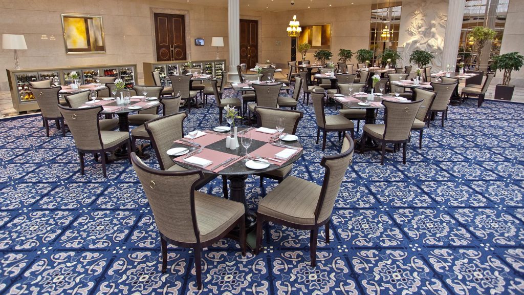 How to Spot a Quality Restaurant Chair