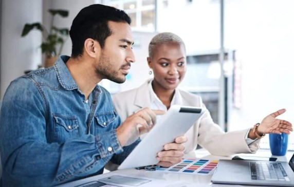 How Remote Financial Leadership Can Improve Cash Visibility Across Multi-Location Businesses