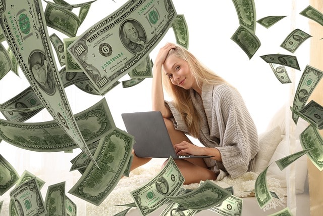 How to Make Money Online — and Actually Save It