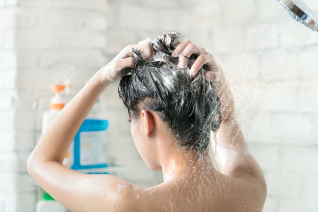 How to Get Bouncy Hair: Shampoo, Styling and Haircare Tips
